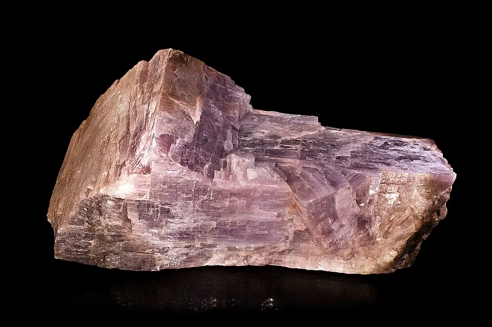Anhydrite specimen
