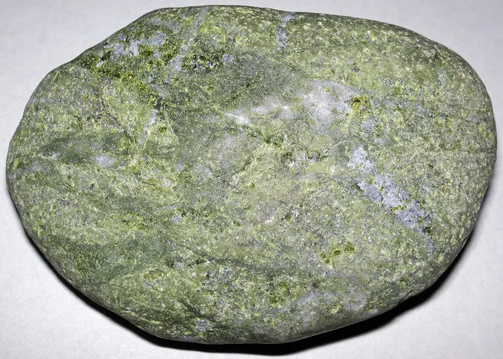 Epidote specimen