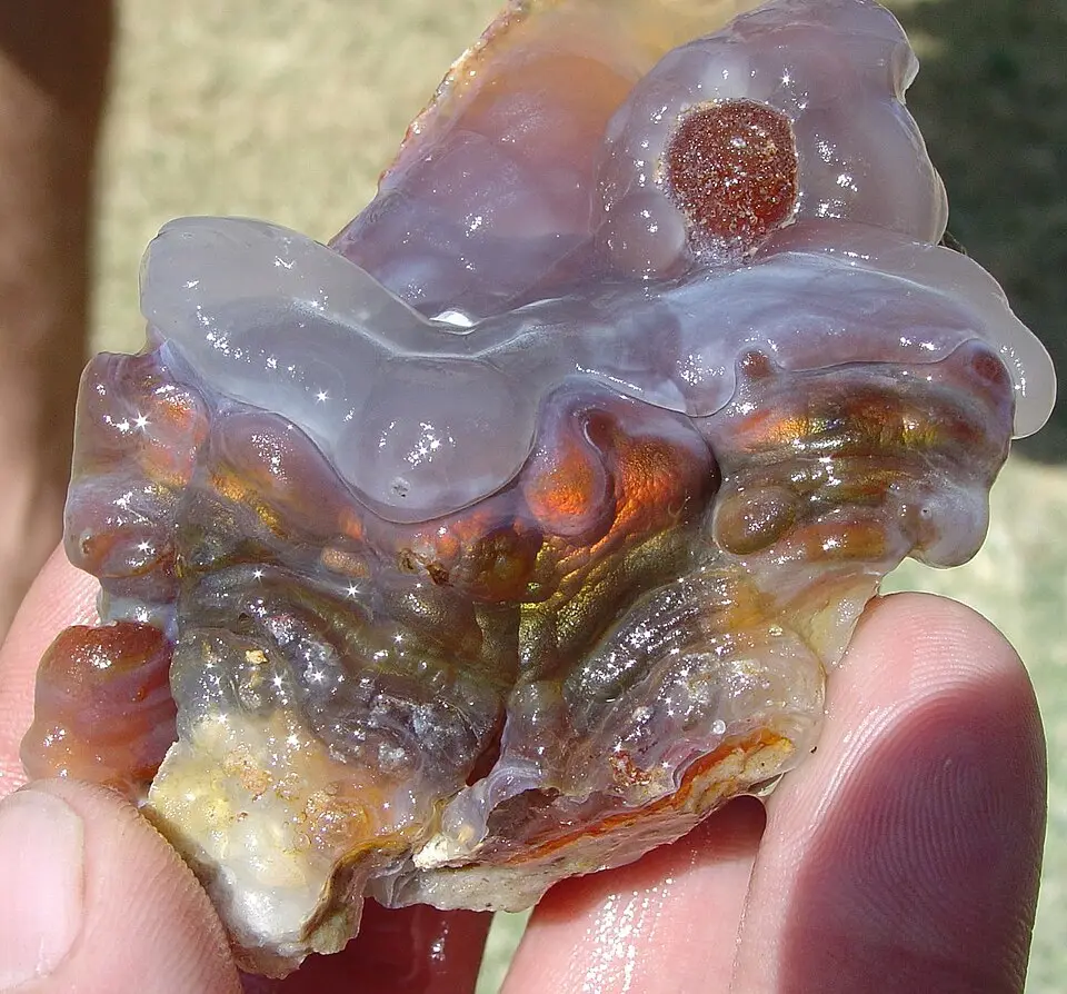 Fire agate specimen